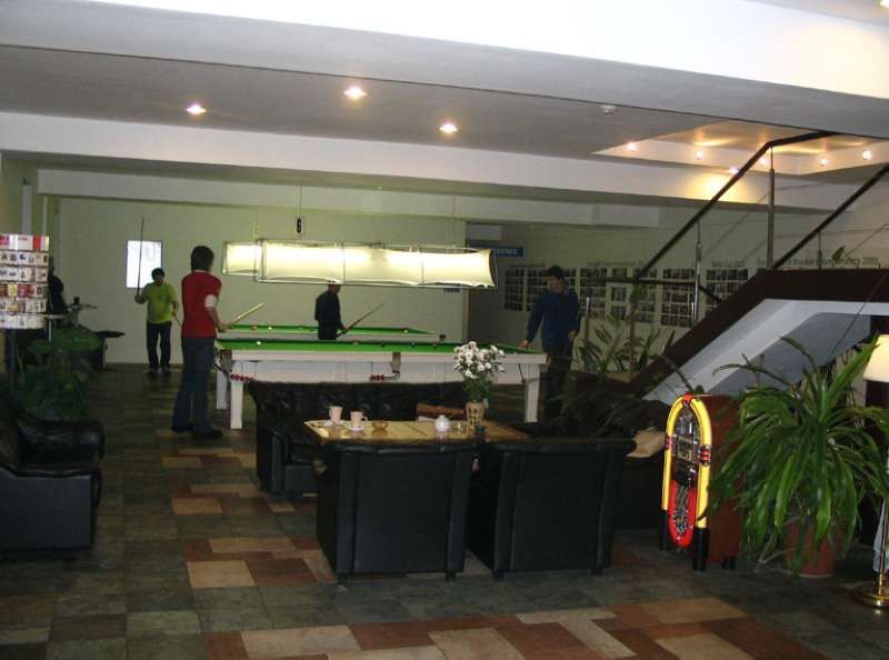 Nb With Free Parking Hotell 3*