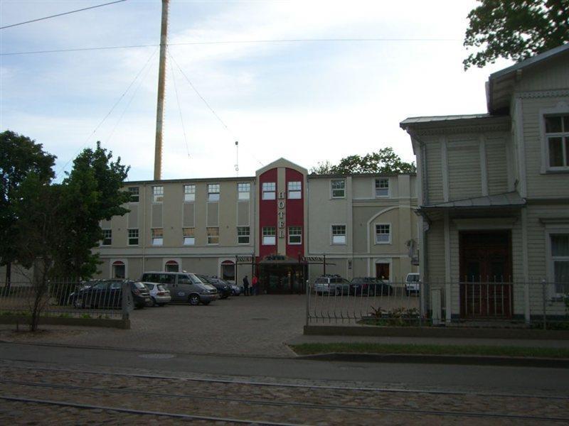 Nb With Free Parking Hotell Riga