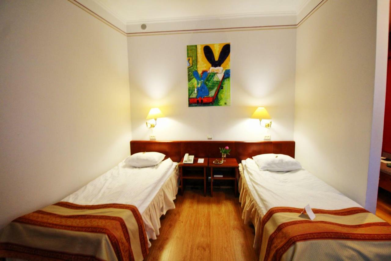 Hotell Nb With Free Parking Riga