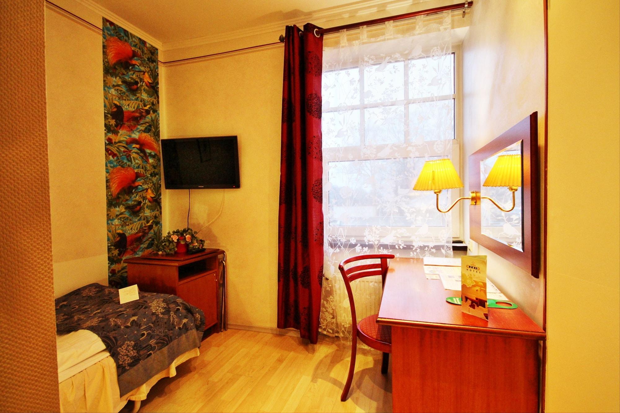 Nb With Free Parking 3* Рига