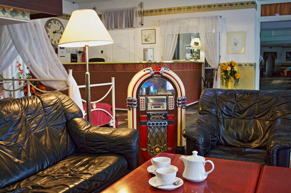 Хотел Nb With Free Parking 3*
